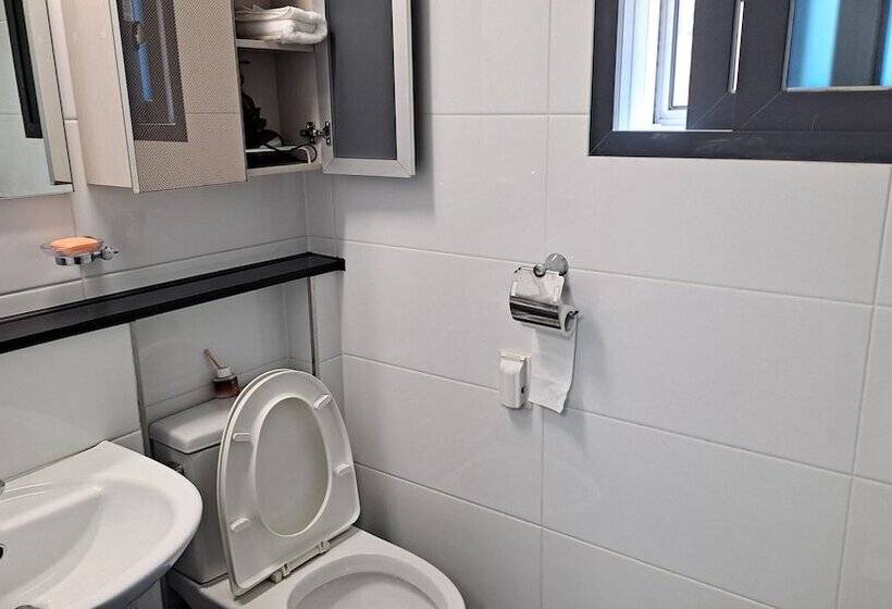 膳宿费 Yolo House