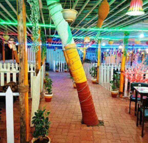 Курорт Sea Rock Villa Daman And Diu