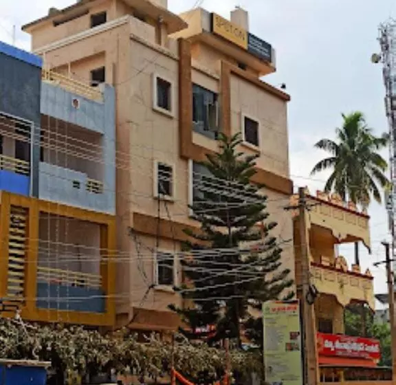Rj Comforts Hotel And Lodging, Vikarabad