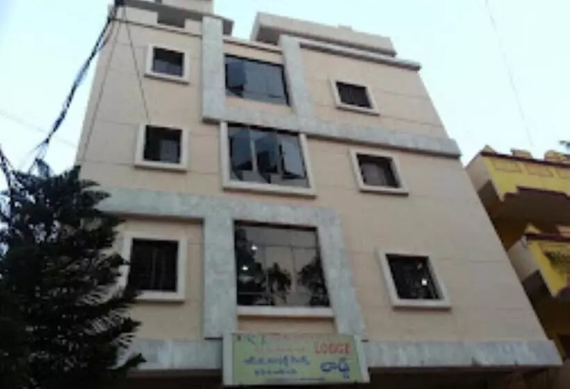 Rj Comforts Hotel And Lodging, Vikarabad