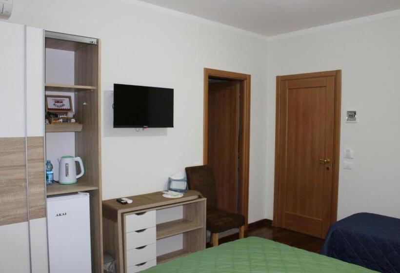 تختخواب و صبحانه La Casa Di Giusy