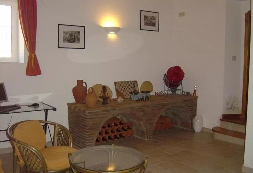 تختخواب و صبحانه Madrugada