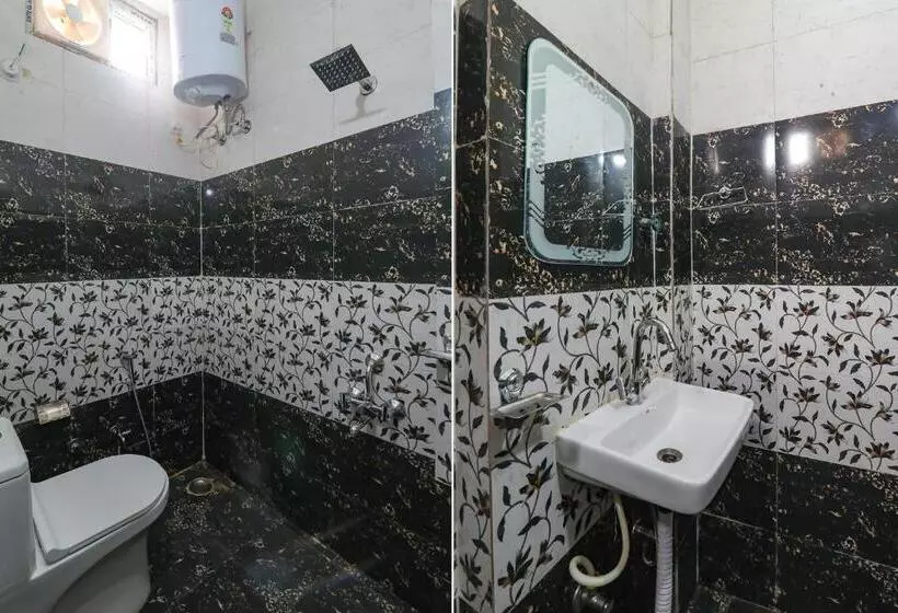 Fabhotel Rudra Inn
