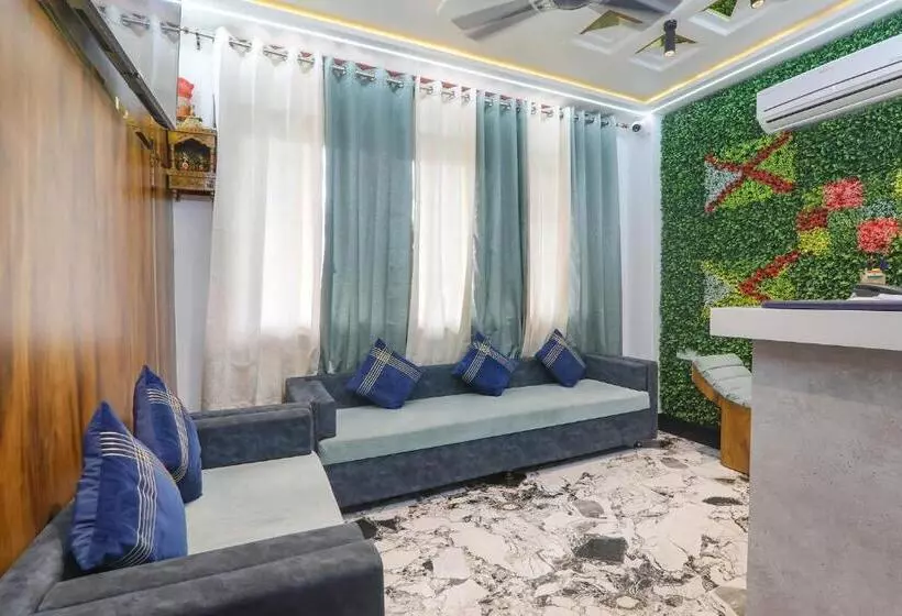 Fabhotel Rudra Inn
