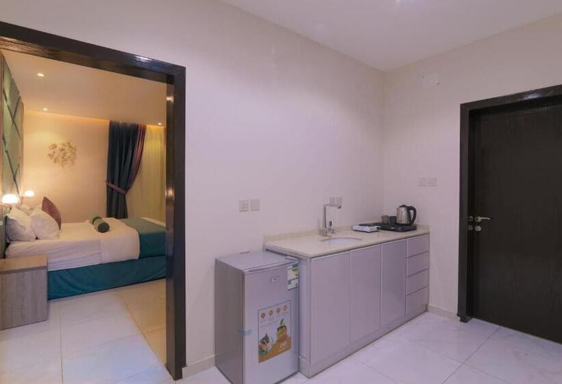 جراند فيوتشر