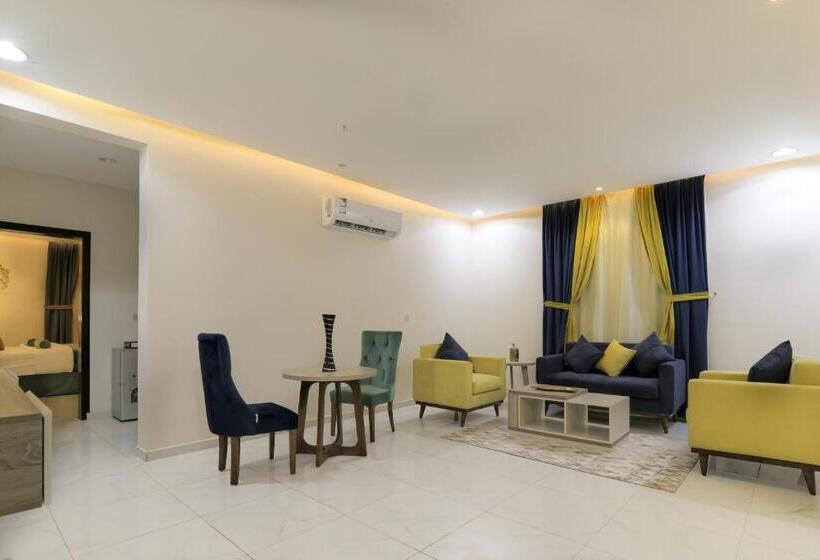 جراند فيوتشر