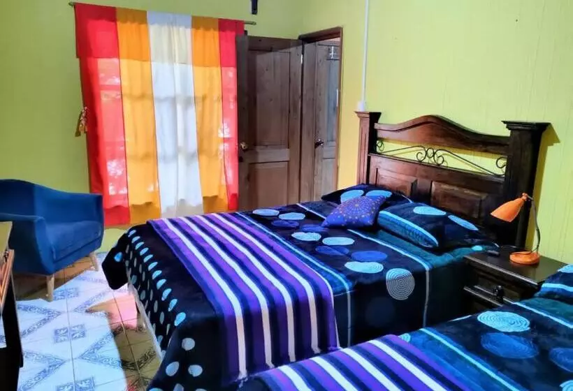 هتل Casa Tecpán