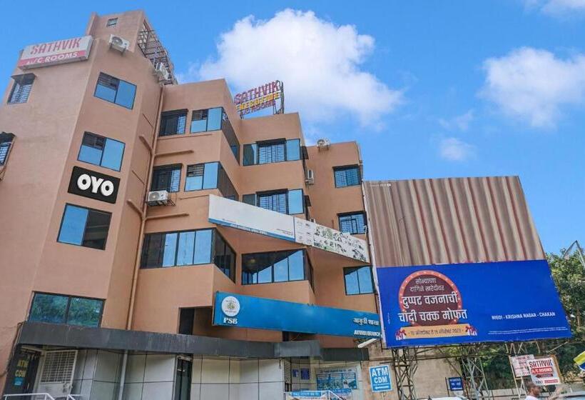 Hotel Collection O Sathvik Executive