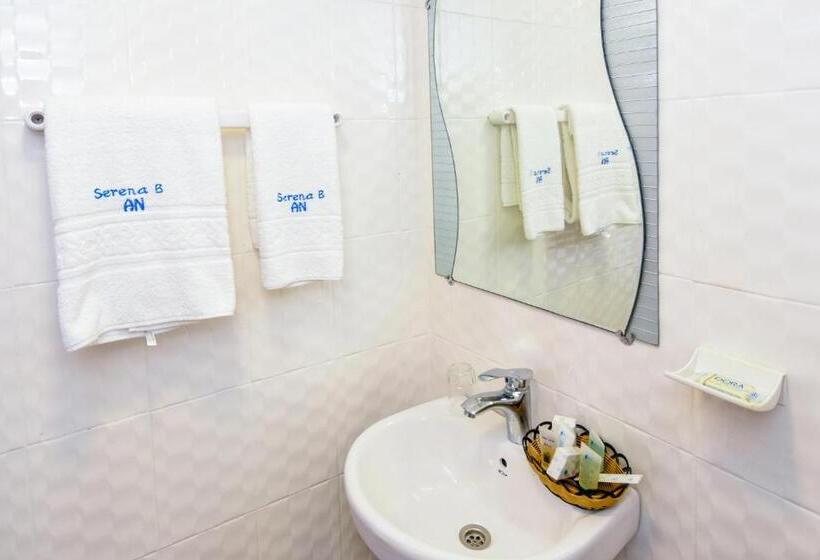 هتل Hôtel Séréna Akwa Nord