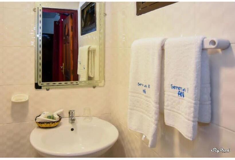 هتل Hôtel Séréna Akwa Nord