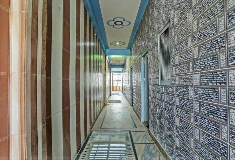 호텔 Oyo Royal Galaxy