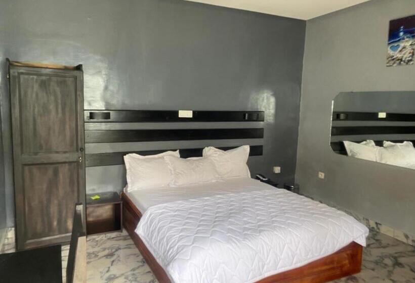 هتل Sunrise Center Bonapriso 102