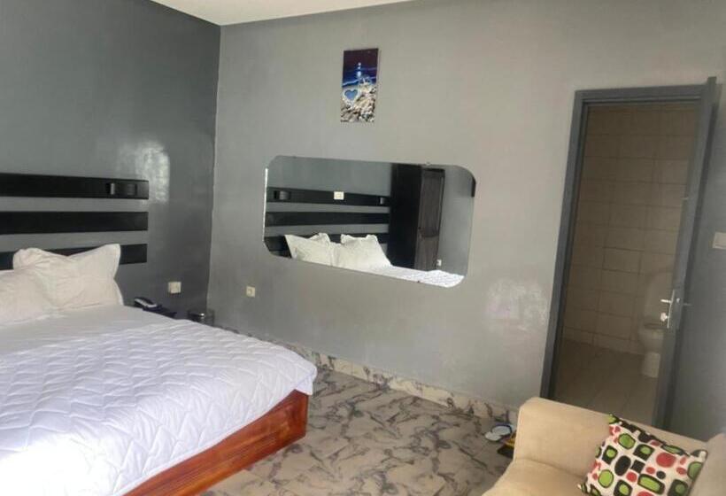 هتل Sunrise Center Bonapriso 102