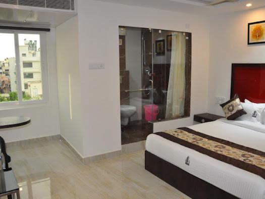 Hotel Swathi Urban Nest
