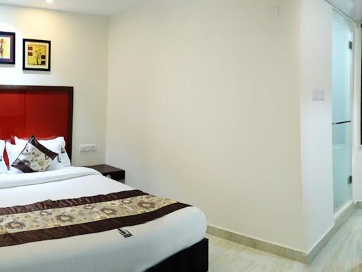 Hotel Swathi Urban Nest