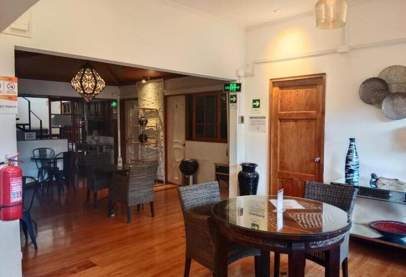 ホテル Terrasol Iquique