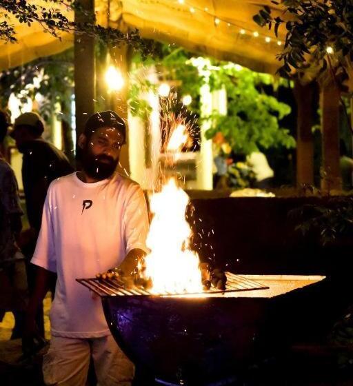 Отель The Grand Villa