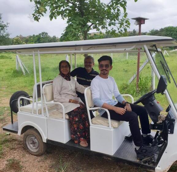 酒店 Wild Woods Tiger Resort