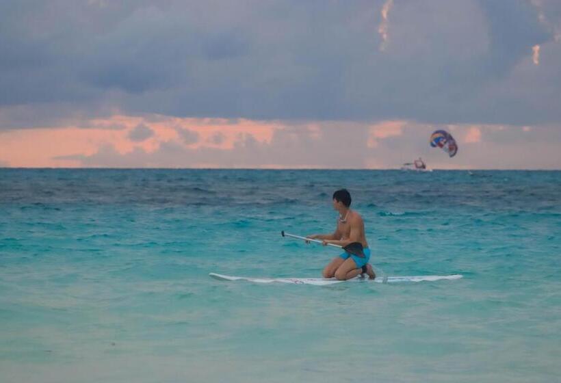 L Eau Bleue Boracay Condotel