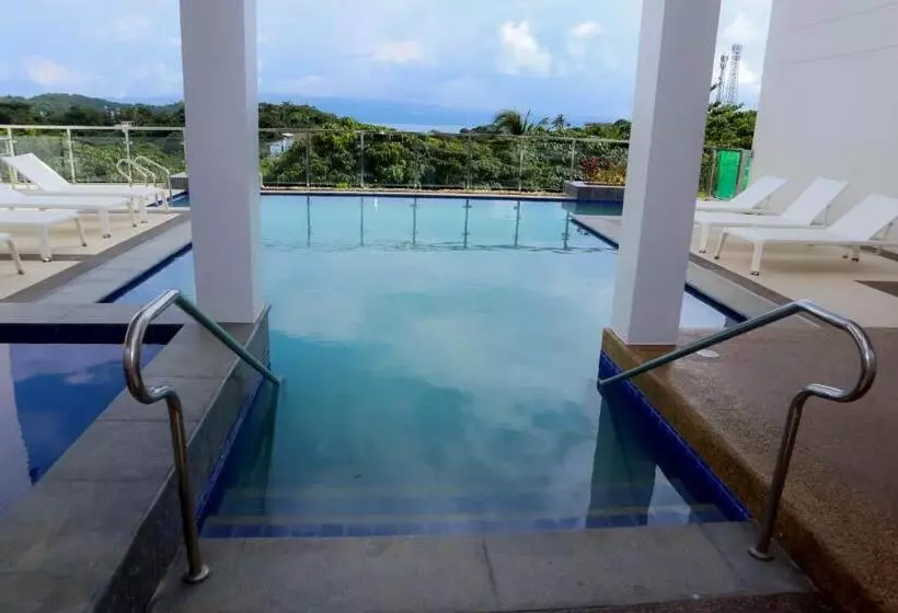 L Eau Bleue Boracay Condotel