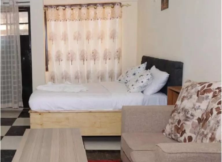 Mums Hotel & Accommodation