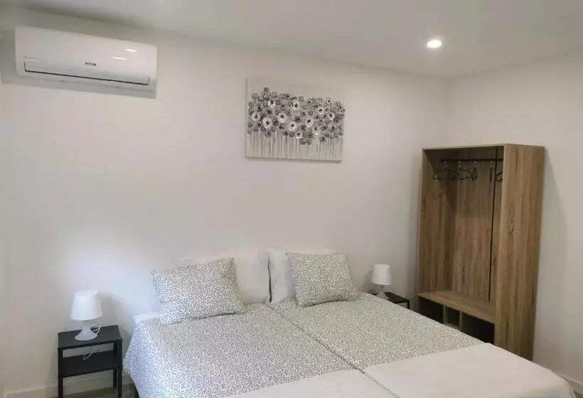 ペンション Alojamento Andorinhas