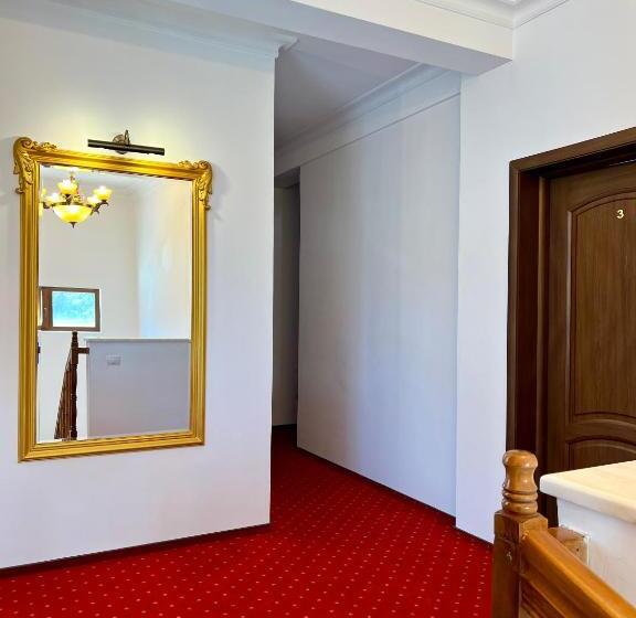 پانسیون Armonia