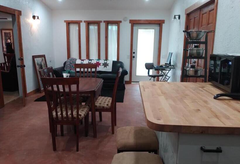 Panzió Black Star Ranch Vineyard