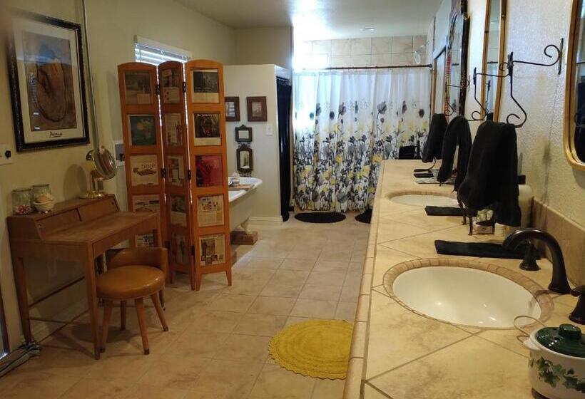 Panzió Black Star Ranch Vineyard