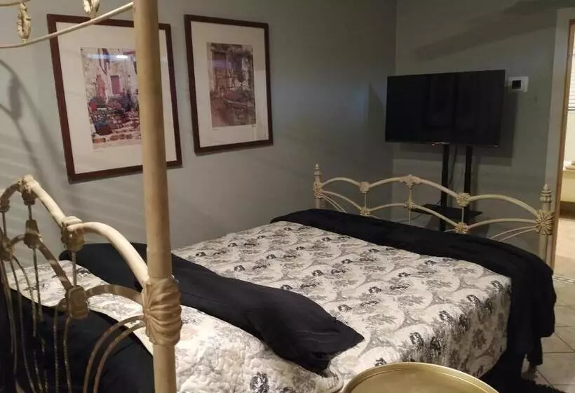 Majatalo Black Star Ranch Vineyard