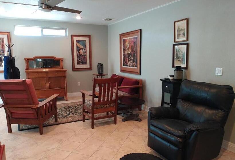 Panzió Black Star Ranch Vineyard