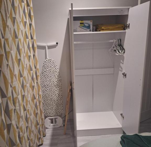 بنسيون Deluxe Single Room Only For One Adult