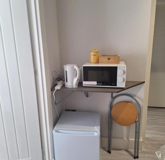 بنسيون Deluxe Single Room Only For One Adult