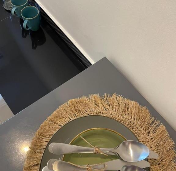 پانسیون Nyaman A Place To Stay