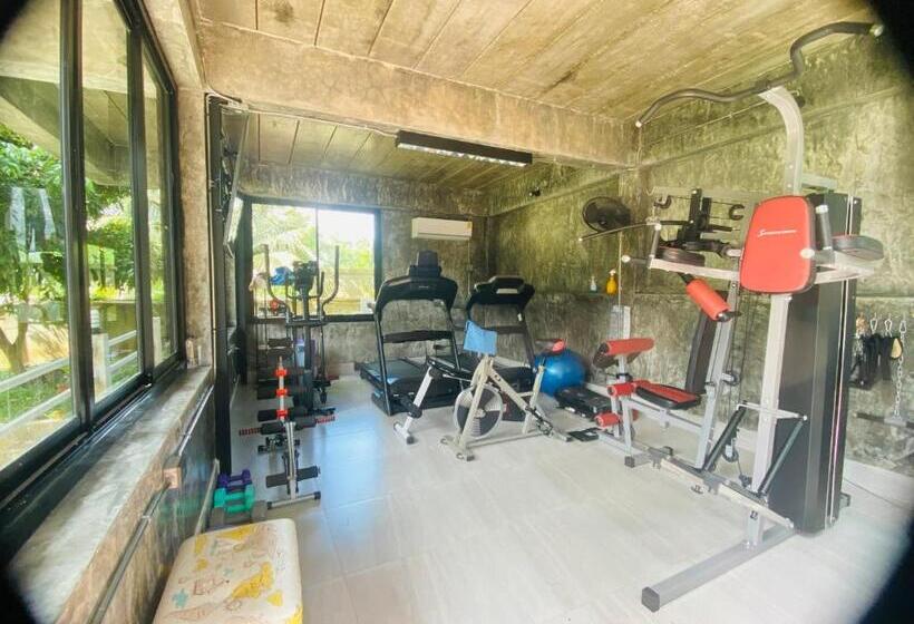 Pensão Treeside Guest House Resort