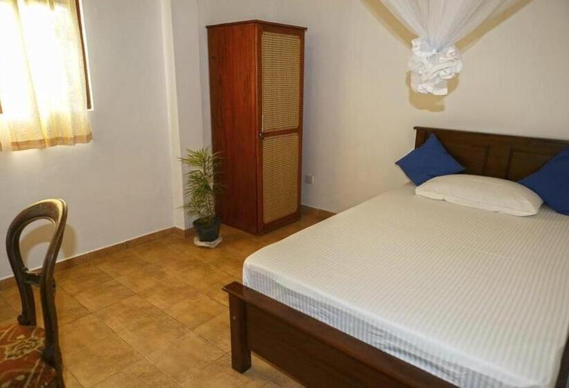 بنسيون White Star House