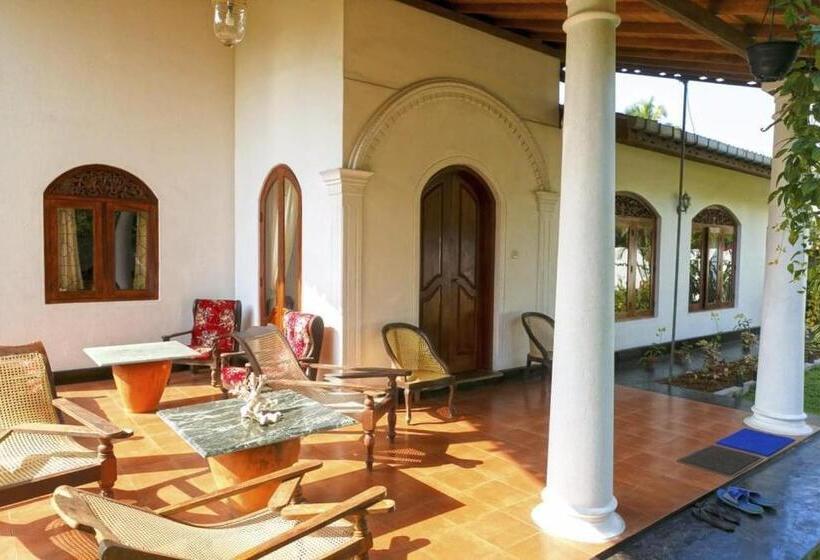 بنسيون White Star House