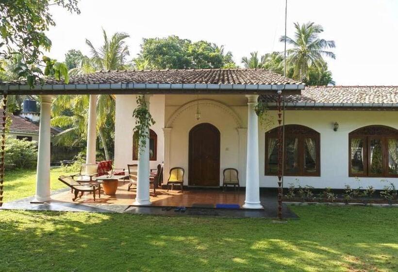 بنسيون White Star House