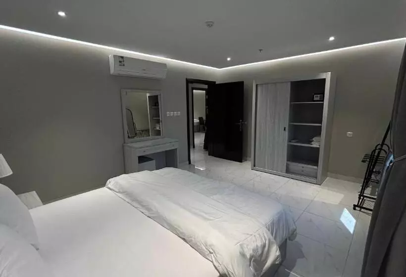 لاقونا للشقق المخدومة