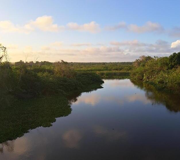 旅馆 Itaúnas Pousada Nossa Palhoça