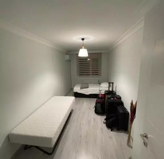 Aamiaismajoitus (B&B) Felipe S Suit