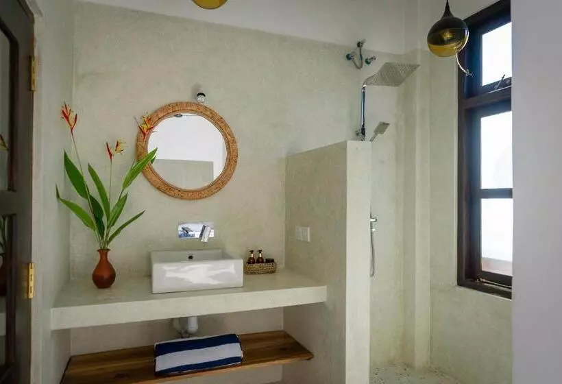 ベッドアンドブレックファースト Marshmellow Surf Villa With Pool   Sri Lanka