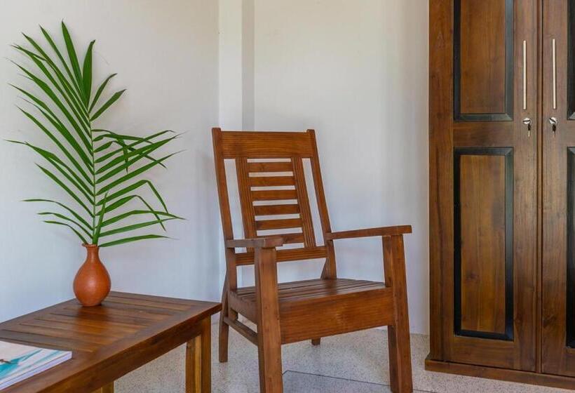 ベッドアンドブレックファースト Marshmellow Surf Villa With Pool Sri Lanka