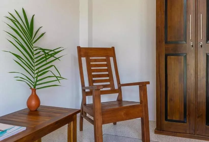 ベッドアンドブレックファースト Marshmellow Surf Villa With Pool   Sri Lanka
