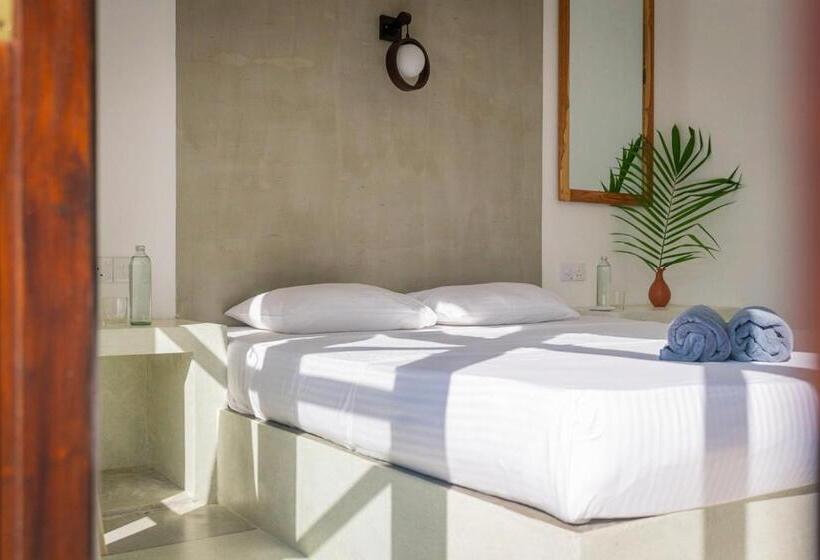 ベッドアンドブレックファースト Marshmellow Surf Villa With Pool Sri Lanka