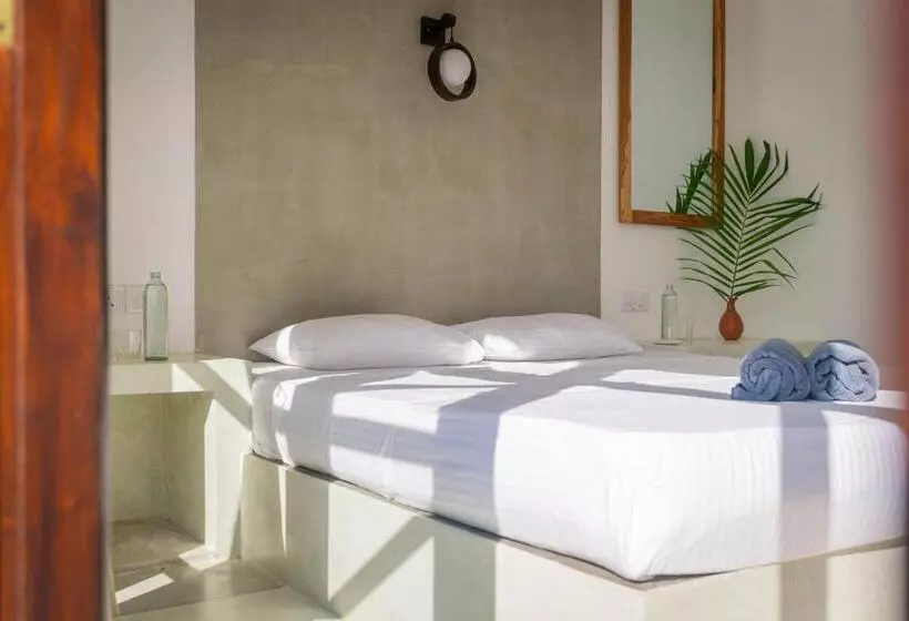 ベッドアンドブレックファースト Marshmellow Surf Villa With Pool   Sri Lanka