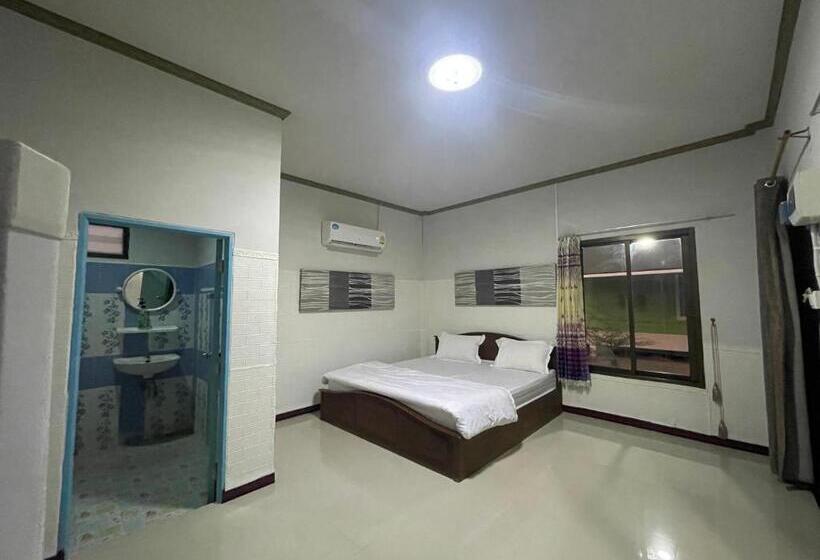 Hotel บุญพน รีสอร์ต Maldives Resort&restaurant