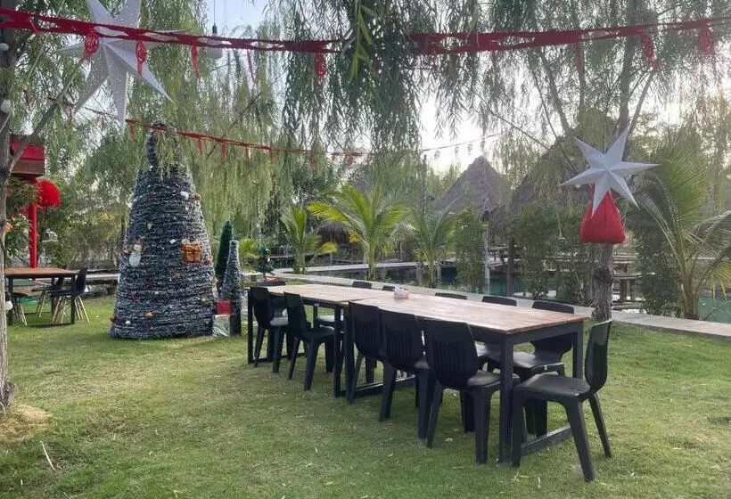 Hotelli บุญพน รีสอร์ต Maldives Resort&restaurant