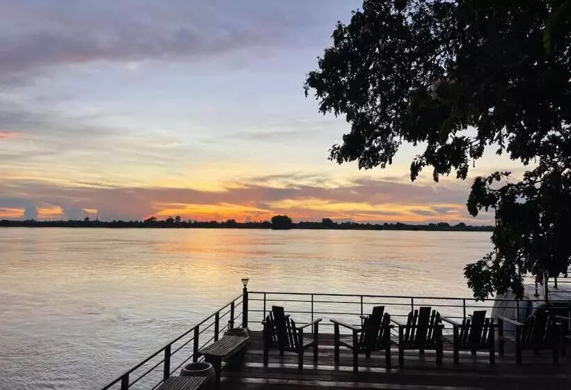 ホテル Blue Indigo Yoga Cambodia