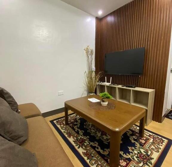 בית מלון כפרי Flores Staycation